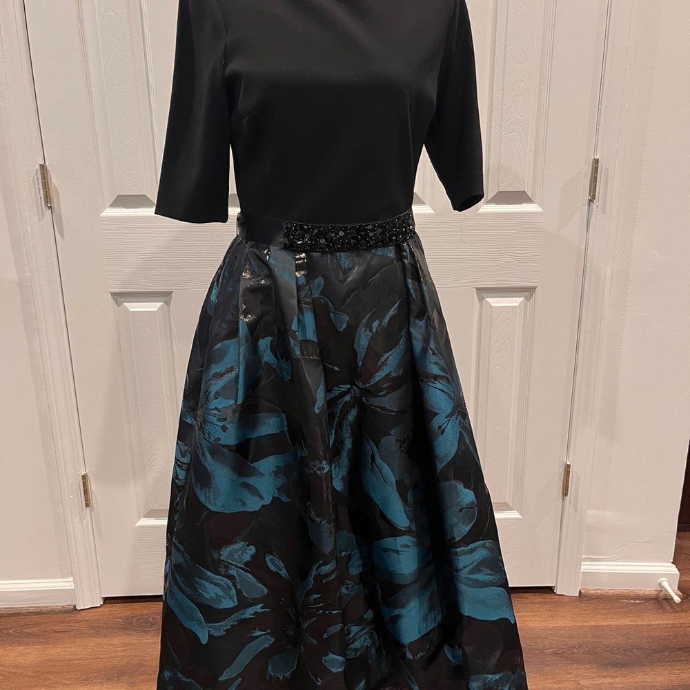 Rickie Freeman for Teri Jon Black and Teal Blue/Green Tea Length Evening dress